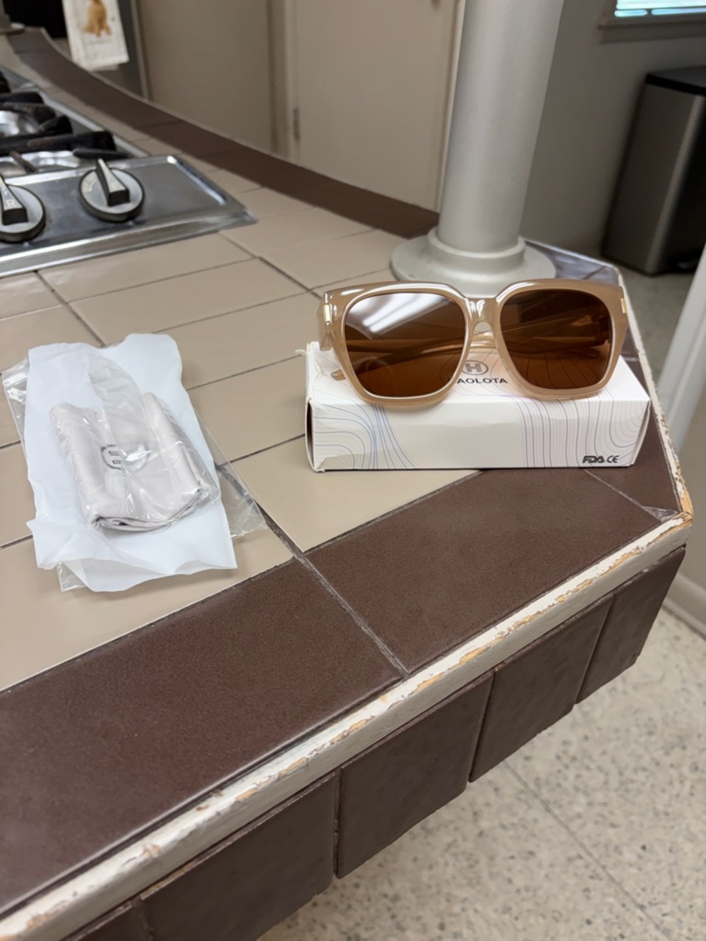 Aolota Beige Square Frame Fit Over Your Sunglasses with Brown Lenses